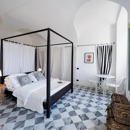 Palazzo Brentano Villa *